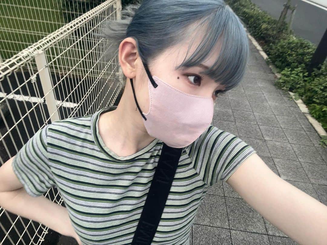 志村美希のインスタグラム：「沢山電車の中で船漕いだ日🚢(寝た^ ^)」