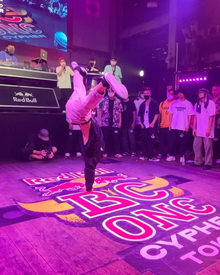 ASHITAKAのインスタグラム