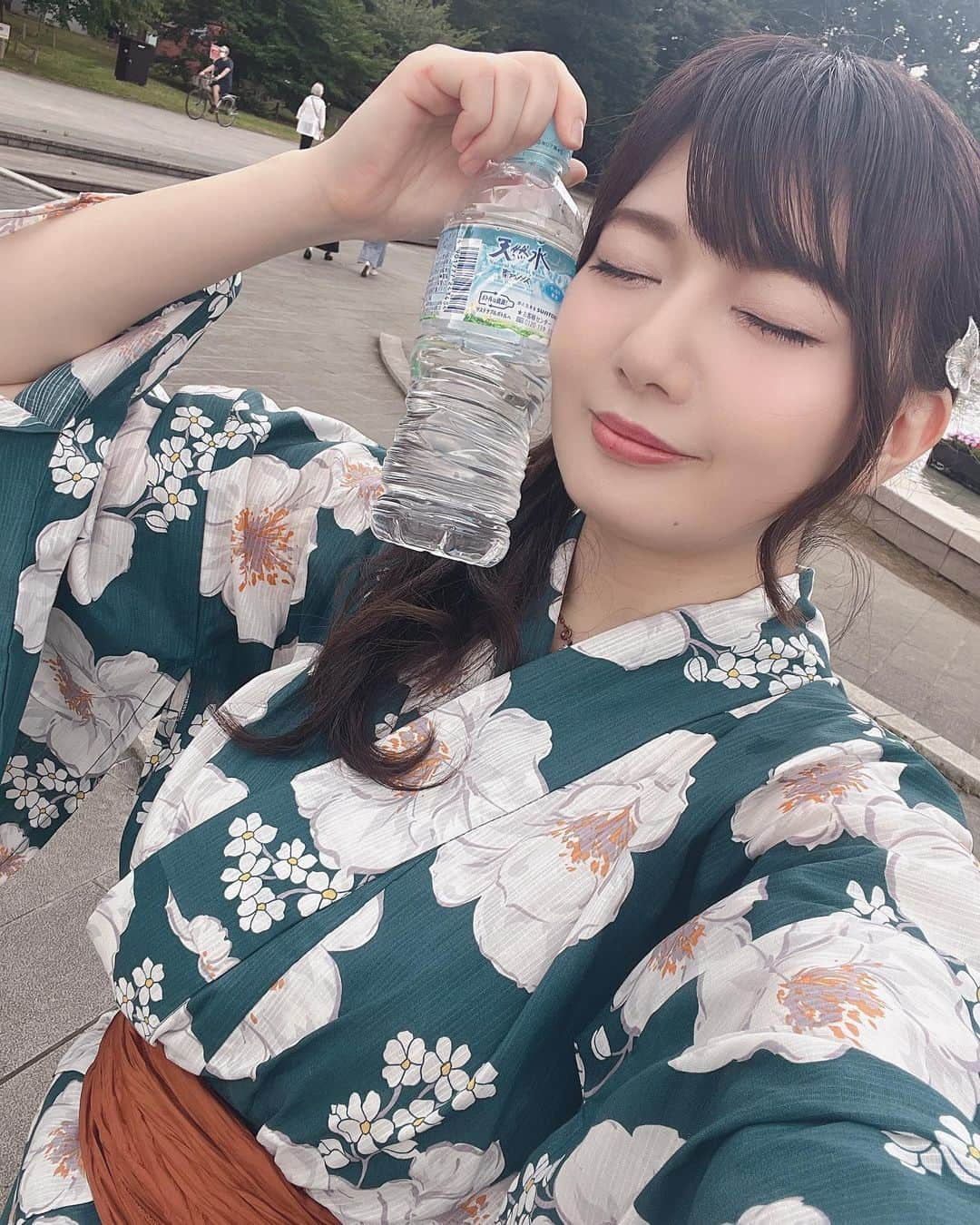 橋村依里南（泉屋アイナ）さんのインスタグラム写真 - (橋村依里南（泉屋アイナ）Instagram)「今日もお疲れ様でした🌞 . . .  #japanesemodel #アイドル #モデル #グラビアモデル #ポートレートモデル #グラドル #グラビアアイドル  #idol  #japan #japanese #japanesegirl #asia #asiangirls #asian #asianmodel #girlsswimwear #model  #水着  #swimwear #modelshoot #modelphotography  #아이돌　#데일리　#셀카　#일본 #bodypositive  #japaneseidol #偶像 #portrait #浴衣」8月28日 3時28分 - h__irina_a