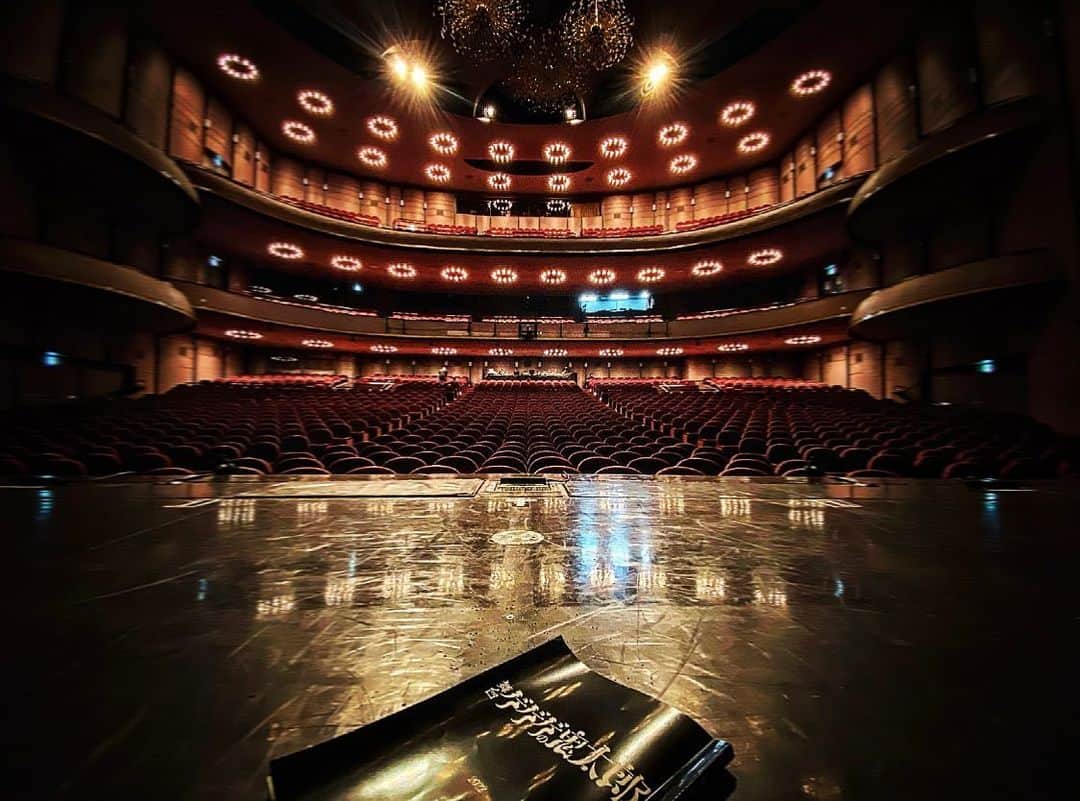 皇希さんのインスタグラム写真 - (皇希Instagram)「舞台『 ゲゲゲの鬼太郎 』  大千穐楽。  ありがとうございました。  #ゲゲゲの鬼太郎 #ゲゲステ #明治座 #梅田芸術劇場」8月28日 16時56分 - koki_azuma