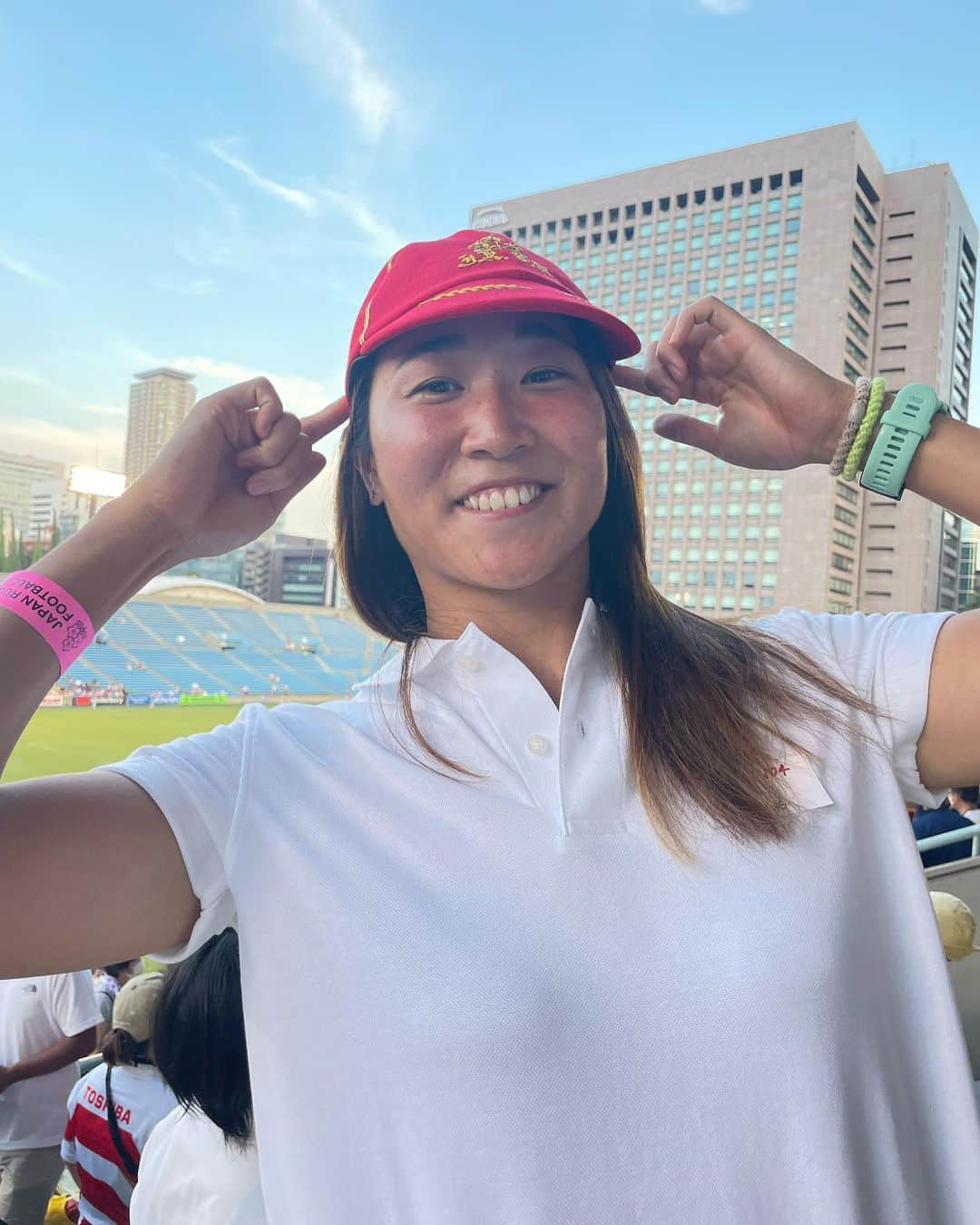 白子未祐のインスタグラム：「女子日本代表のキャップ授与式がありました🧢  日本の女子ラグビーを作り上げてきたレジェンドの方々が集まり、ものすごいパワーが溢れてました！ SAKURA FIFTEENのテストマッチも感動で、ラグビーをしてる人たちの素敵さを改めて感じました☺️  女子ラグビーはまだまだ知らない人も多いかもですが、この魅力がパワーが感動が、少しでも多くの人に感じてもらえるといいな💭  #Sakura7s」