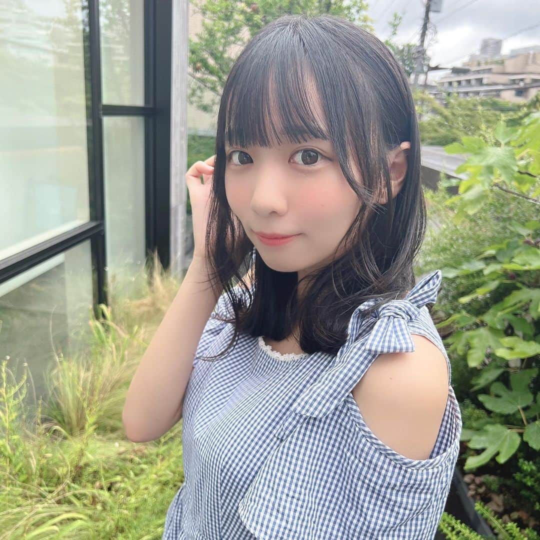 椿野ゆうこさんのインスタグラム写真 - (椿野ゆうこInstagram)「アイドルヘアーになりました✨  カットとトリートメントをして頂きました！！ ボリュームのある髪が悩みだったんですけど、綺麗に梳いて頂きました！顔周りの髪も整えて頂き、小顔みえしました🌟  【 @hirayama518yuki 】さん ありがとうございました🙌  #誰でも小顔になれるサロン #カットモデル #サロンモデル #代官山美容院 #渋谷美容院 #サロン #美容院 #アイドルヘアー #アイドルメイク #黒髪メイク #黒髪 #暗髪 #アイドル #idol #japanidol #japaneseidol #Japanesegirl #偶像 #日本偶像 #日本女孩」8月28日 12時42分 - tsubakinoyuko