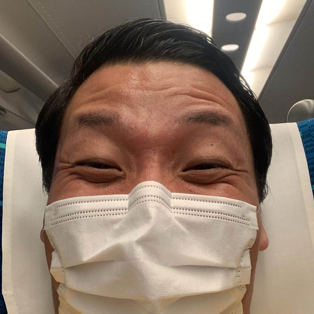 田渕章裕のインスタグラム：「24時間テレビで静岡行かせていただきました！ 飴細工めっちゃ凄くて感動す😭✨ 会いたいって最高のテーマ🌻 ずんさんと銀シャリさんにボケ褒めてもらって〜ん😆✨✨✨ やばー！やったね👍」