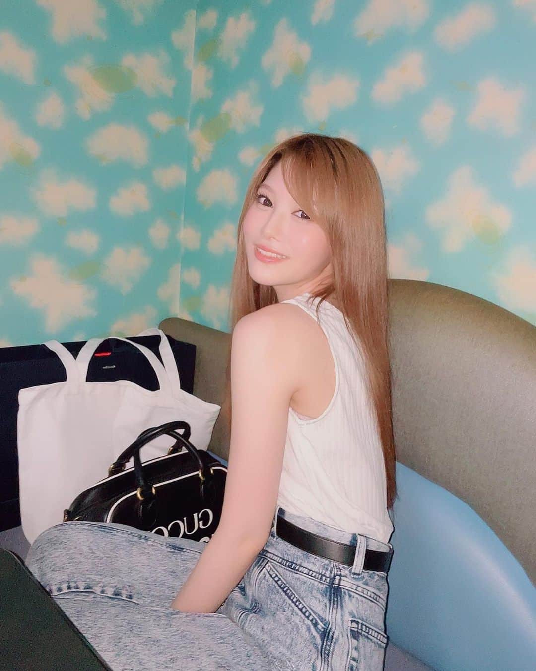 相沢みなみさんのインスタグラム写真 - (相沢みなみInstagram)「KARAOKE NIGHT🎤🪩 . #カラオケ #karaoke  #karaokenight . #相沢みなみ #minamiaizawa #相澤南」8月28日 18時26分 - epoint2016