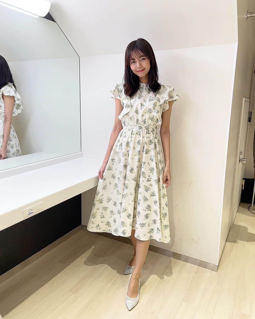 杉浦みずきのインスタグラム：「🤍💐👗」