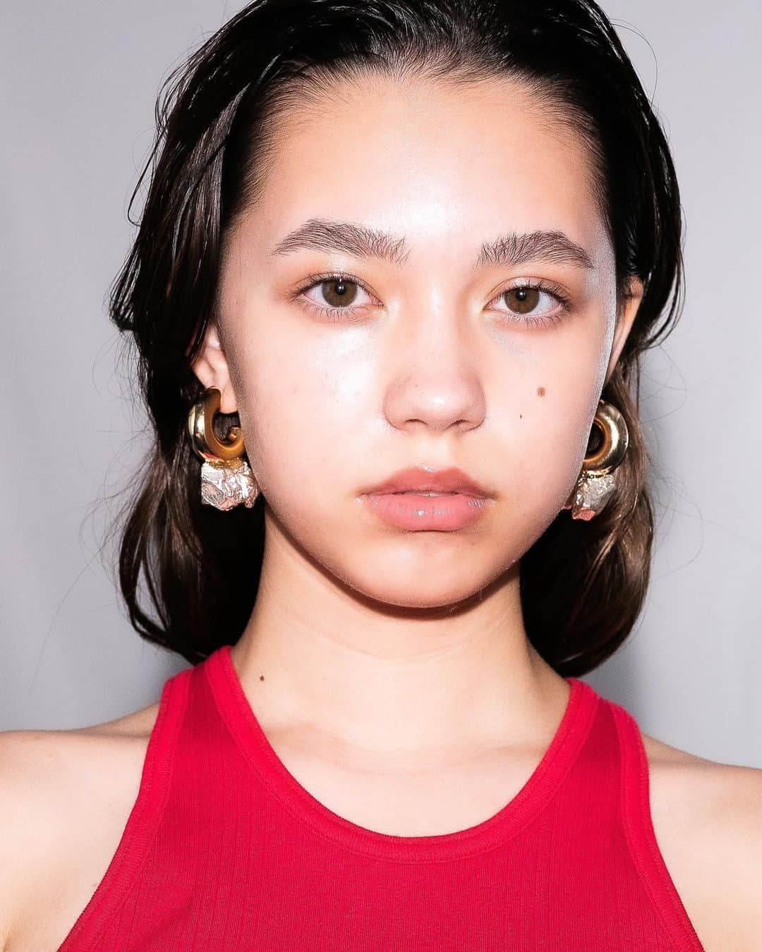 土田瑠美のインスタグラム：「Hairmake  accessory @asami__hirano 🤍」