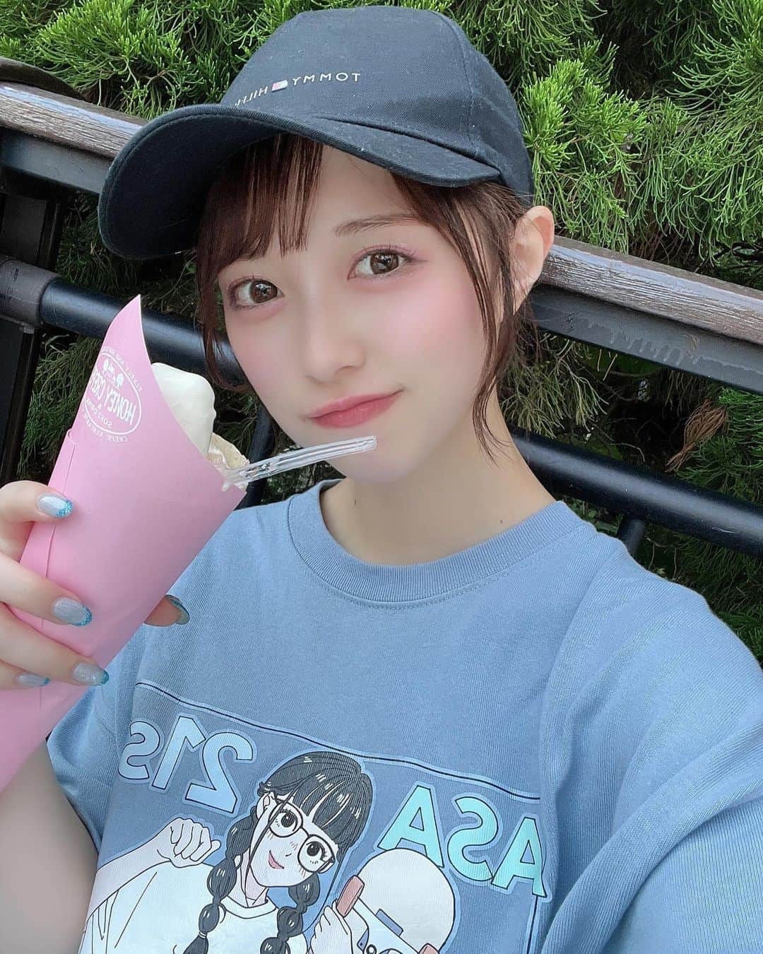 保科凜さんのインスタグラム写真 - (保科凜Instagram)「クレープ久々に食べた✌️  ・ ・   #idol  #japaneseidol  #jamscollection  #jams  #like #selfie #followme #ootd #crepe  #cap #tshirt  #casual  #tommyhilfiger #instagood #Instagram   #アイドル #ジャムズ #保科凜 #コスモワールド  #クレープ #キャップ  #カジュアルコーデ  #横浜」8月28日 21時19分 - tottoko_lin