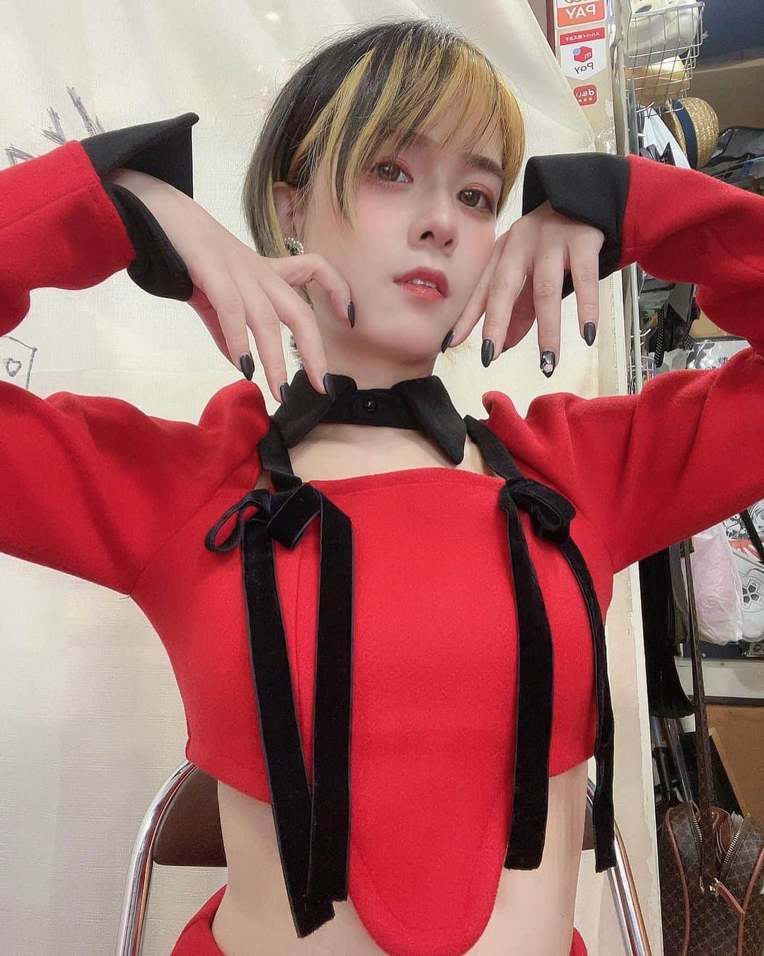 七瀬さくらのインスタグラム：「#RTは可愛いの再放送 ──────────────── #ショートカット女子 #インスタグラビア #グラビアモデル #コスプレイヤー  #ビジョビ #女内衣 #グラドル自画撮り部 #cosplayersofinstagram #cosplayer #코스프레 #角色扮演 #gravure #Japanesegirl #自拍 #模特 #그라비아 #수영복 #섹시 #모델 #凹版印刷 #屁股 #内裤 #泳衣 ────────────────」