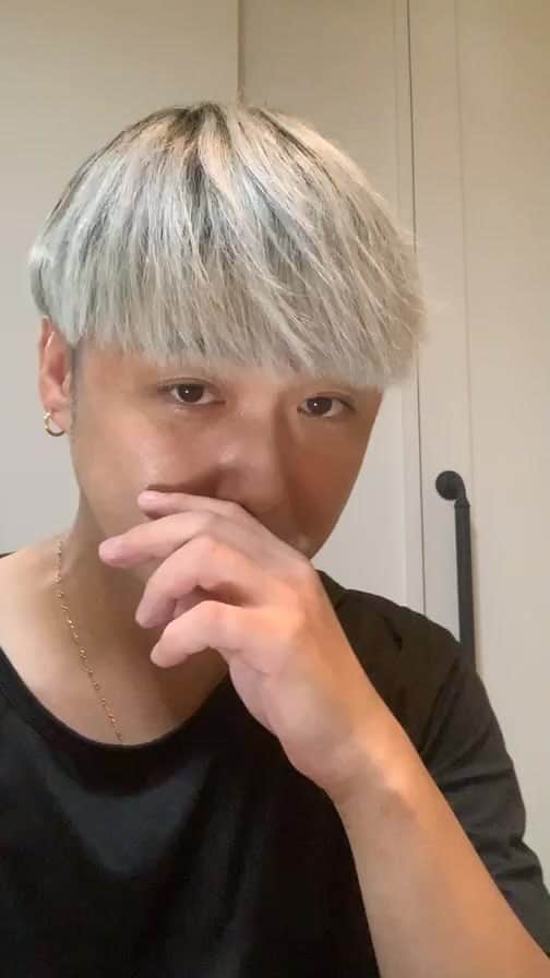 大野雄大のインスタグラム：「マッスル大漁飯直前配信^ ^」