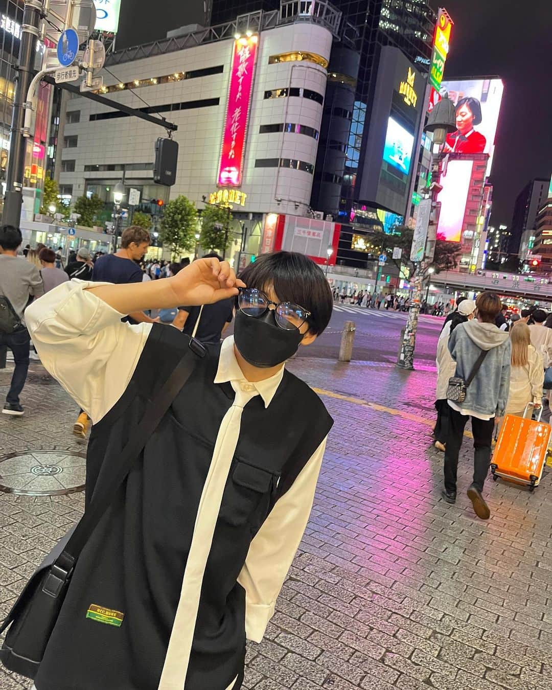 堀内結流さんのインスタグラム写真 - (堀内結流Instagram)「_ Shibuya🌃 #スパフル #堀内結流 #04 #高校生 #fashion #fashionstyle #shibuya #渋谷」9月26日 22時46分 - yuiru_supafuru