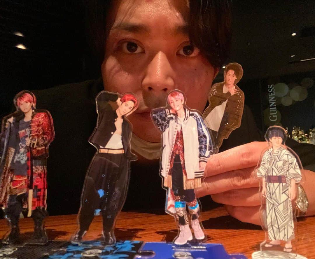 牧野紘二のインスタグラム：「アクスタっていいよね。」