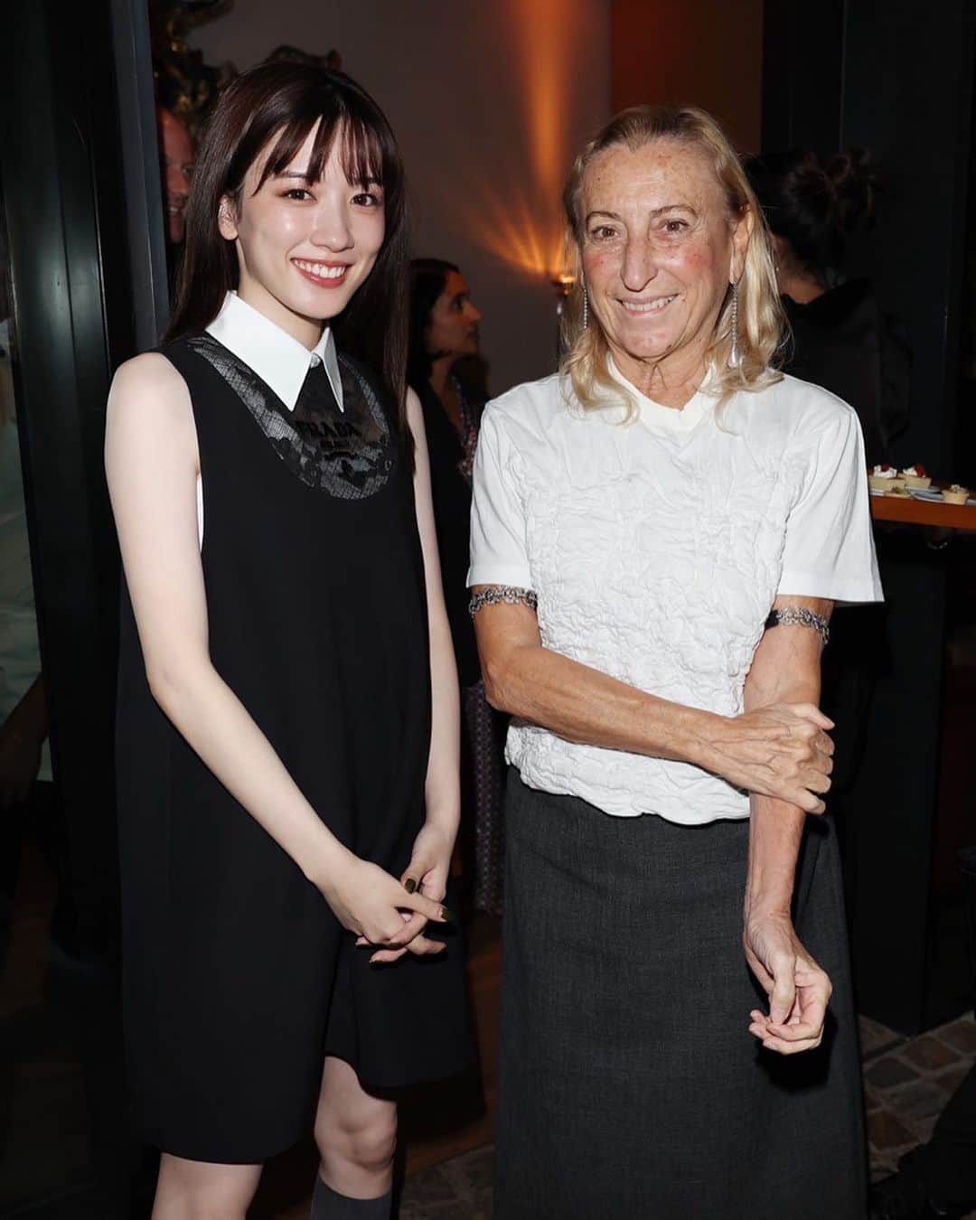 のインスタグラム：「・ @prada  It was an honor to meet you. Thank you so much💞 #pradass23」