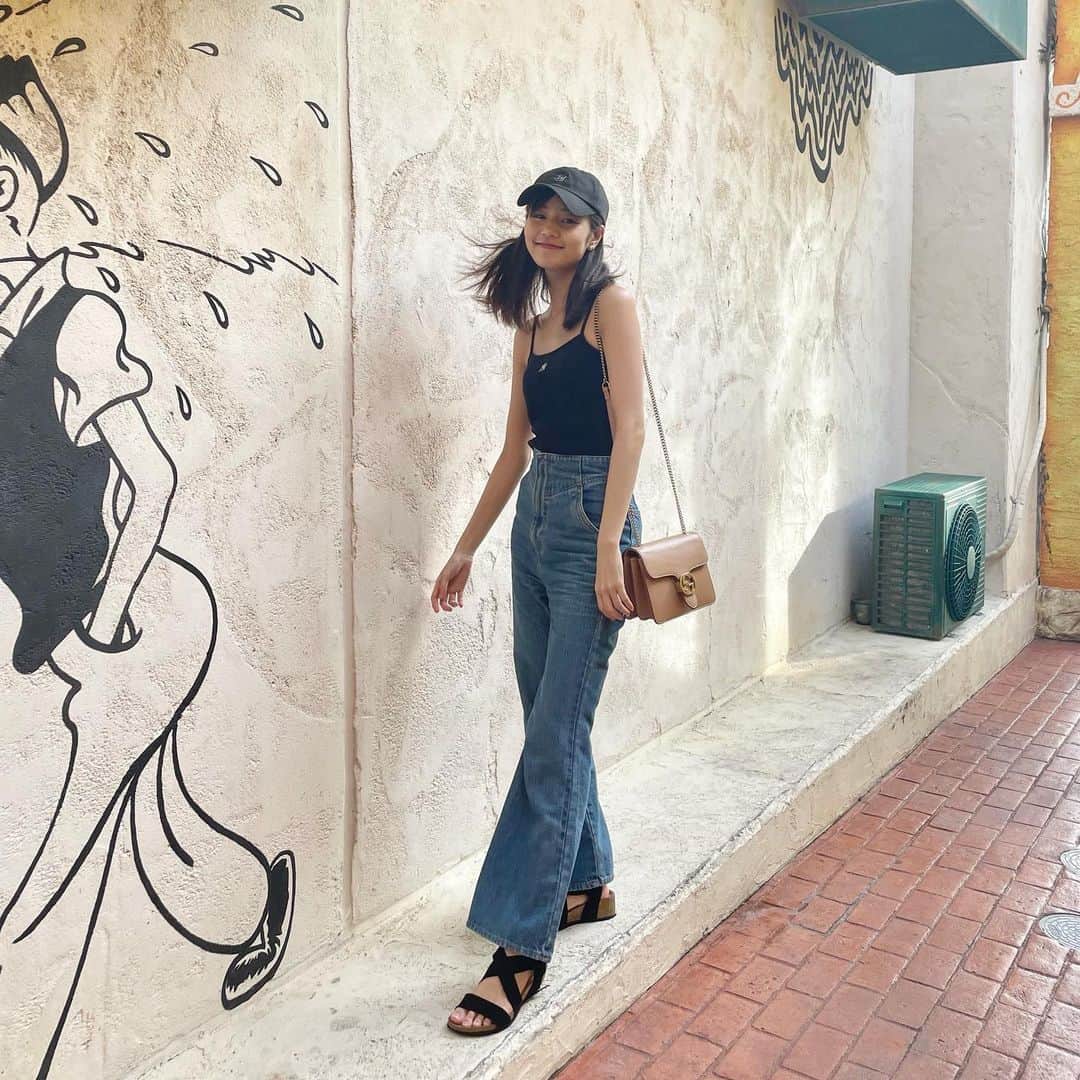 杉浦みずきのインスタグラム：「. 風〜〜〜  #americanvillage  #アメリカンビレッジ」