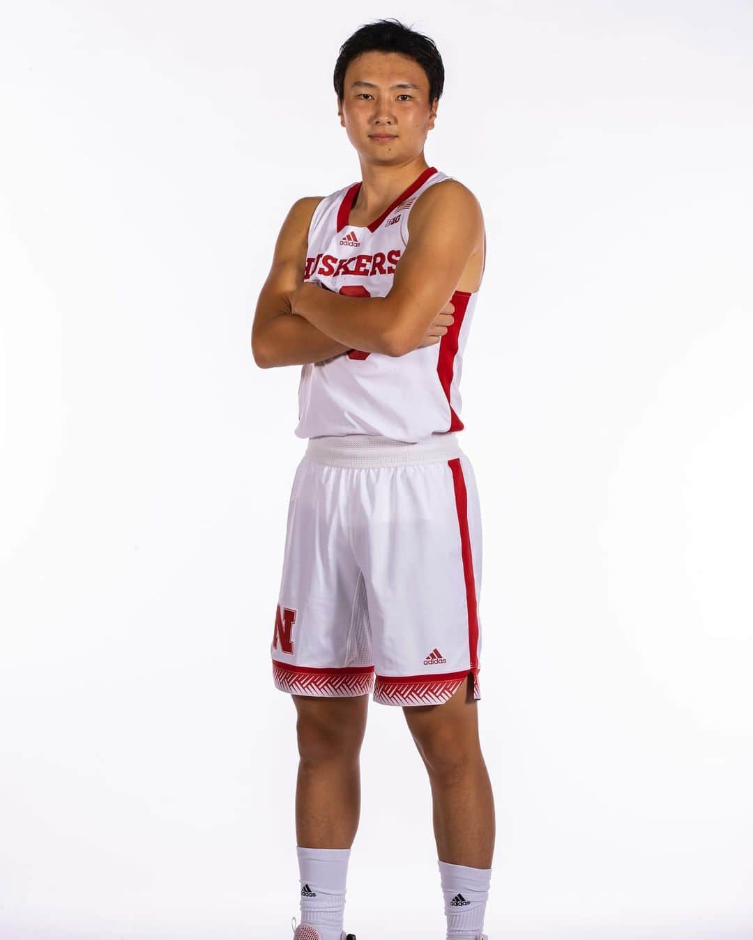 富永啓生のインスタグラム：「Year 2 at Lincoln 🔥 Go Big Red🔴  head band or not😂」