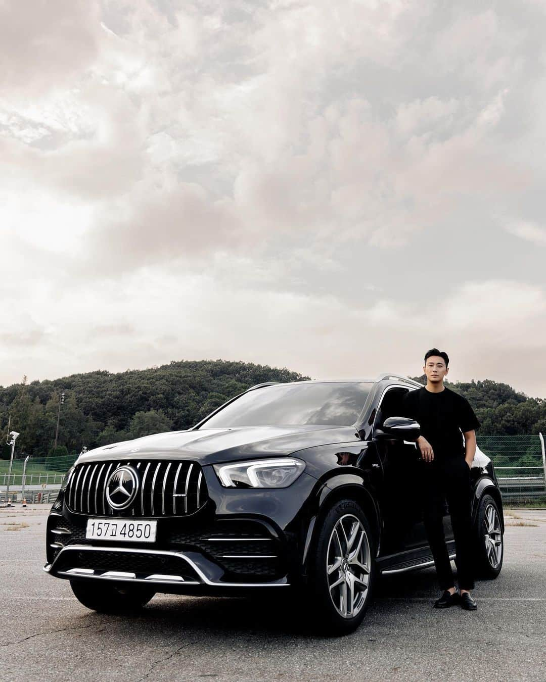 チュ・ジフンさんのインスタグラム写真 - (チュ・ジフンInstagram)「Mercedes-Benz’s AMG #메르세데스벤츠 #AMG」9月23日 12時00分 - _jujihoon