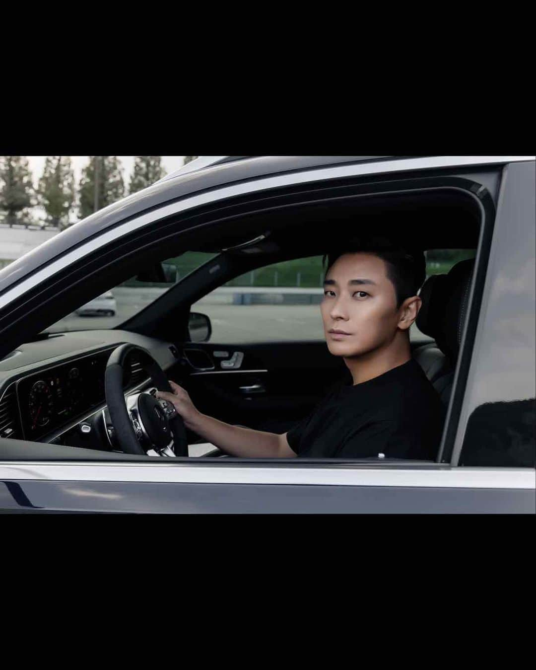 チュ・ジフンさんのインスタグラム写真 - (チュ・ジフンInstagram)「Mercedes-Benz’s AMG #메르세데스벤츠 #AMG」9月23日 12時00分 - _jujihoon