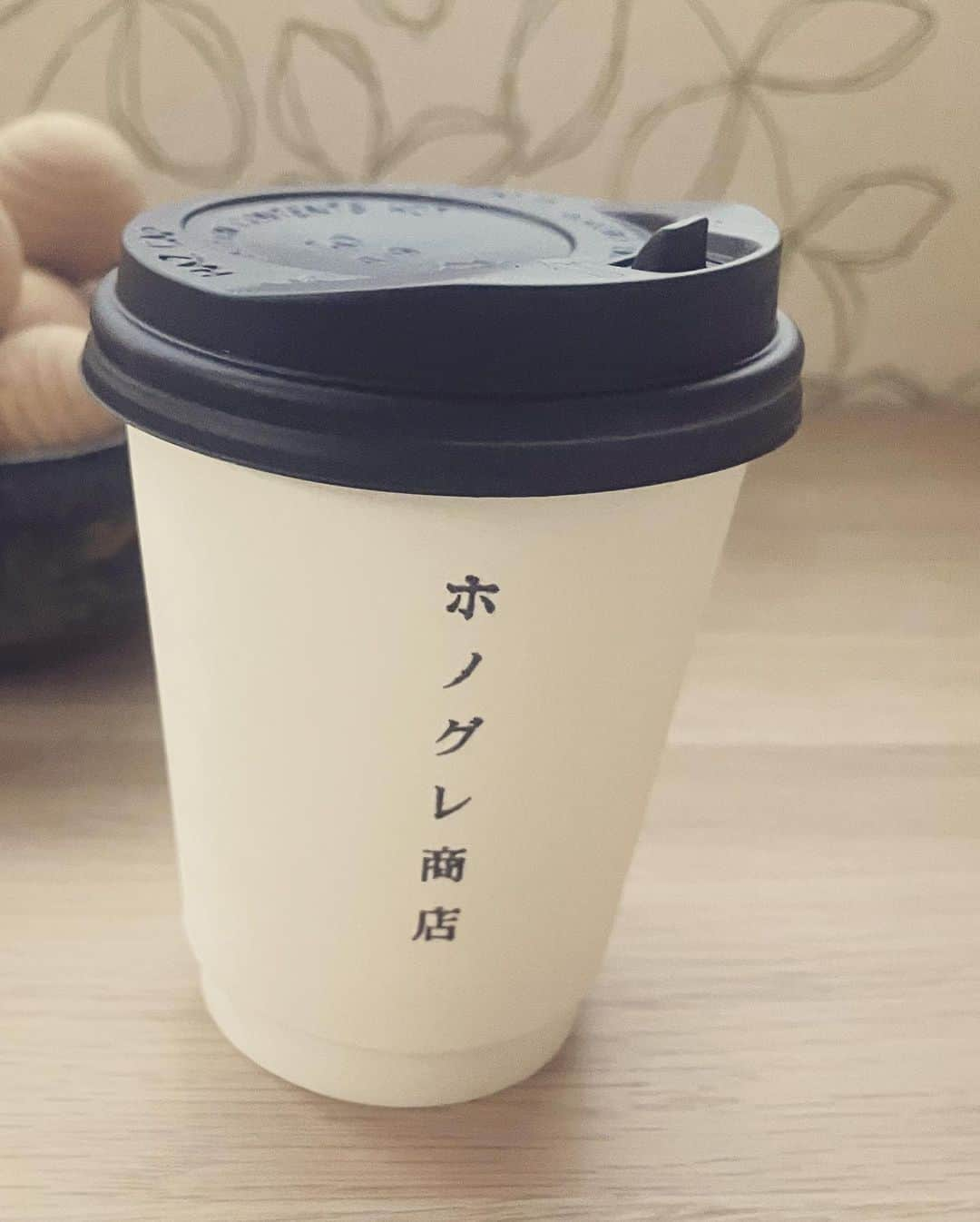 team_omotesandoさんのインスタグラム写真 - (team_omotesandoInstagram)「I found a lovely coffee shop at my hometown ☕️  #littlehappiness #littleappreciationpost #littlethankyou #cafe #ホノグレ商店」9月23日 15時42分 - team_omotesando