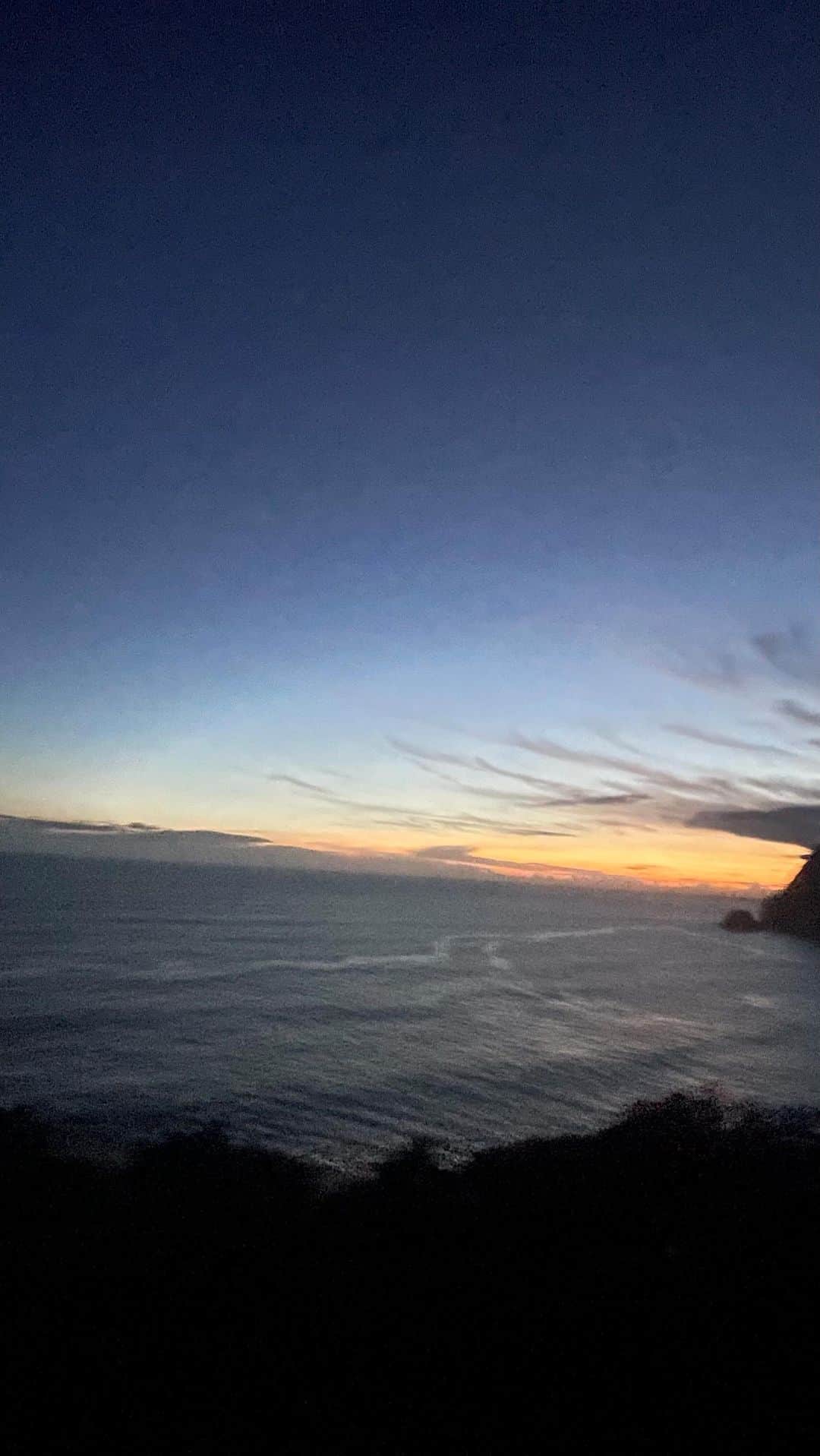 佐藤魁のインスタグラム：「. . .  just apost! #aole #pilikia #感謝 @volcomjapan #volcomjapan @dhdsurfjapan  @dhdsurf  @eyevol_official  @maneuverline.surfjp  @adachi.keiyuseikeigeka   @masaom23sakurai 🎥」