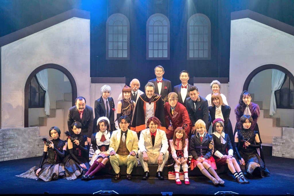悠斗イリヤのインスタグラム：「. 10/22(土)16:00〜 舞台『うみねこのなく頃に〜Stage of the golden Witch』 上映会登壇させていただきます🦋✨ みんなで一緒に観ましょ🌹  crew:舞原鈴 ゲスト:川隅美慎・伊藤孝太郎・平湯樹里 10月22日㈯16：00開演 会場：秋葉原エンタス  オーディオコメンタリー形式でうみステを楽しみましょう！  イベント詳細・チケット 07th-expansion.net/event/07thdaie…  #うみステ」