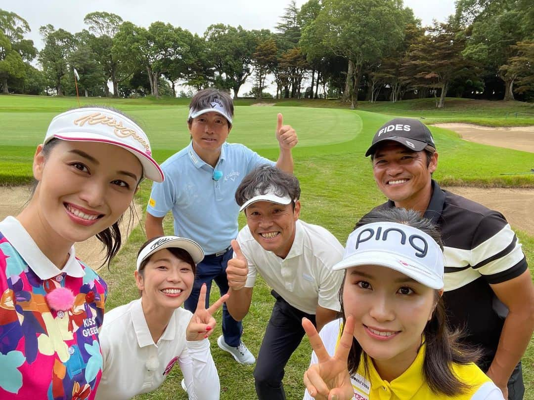 松原果音のインスタグラム：「. 番宣です📺 . [橋本マナミの Leader'sGOLF] に出演しています✨✨⛳️ . 来週月曜日21時からテレビ埼玉にて放送です🎥 ゴルフネットワークとスカイAでも放送されますので、ぜひホームページをチェックしてください🥳　 . 福田正博さん大久保嘉人さんチームのお助け役です✨ 私は活躍できたのでしょうか、、😜  10月〜12月の放送になります🥰 ぜひご覧ください📺  #橋本マナミのleadersgolf #テレビ埼玉#テレ玉 #ゴルフ#ゴルフスイング」