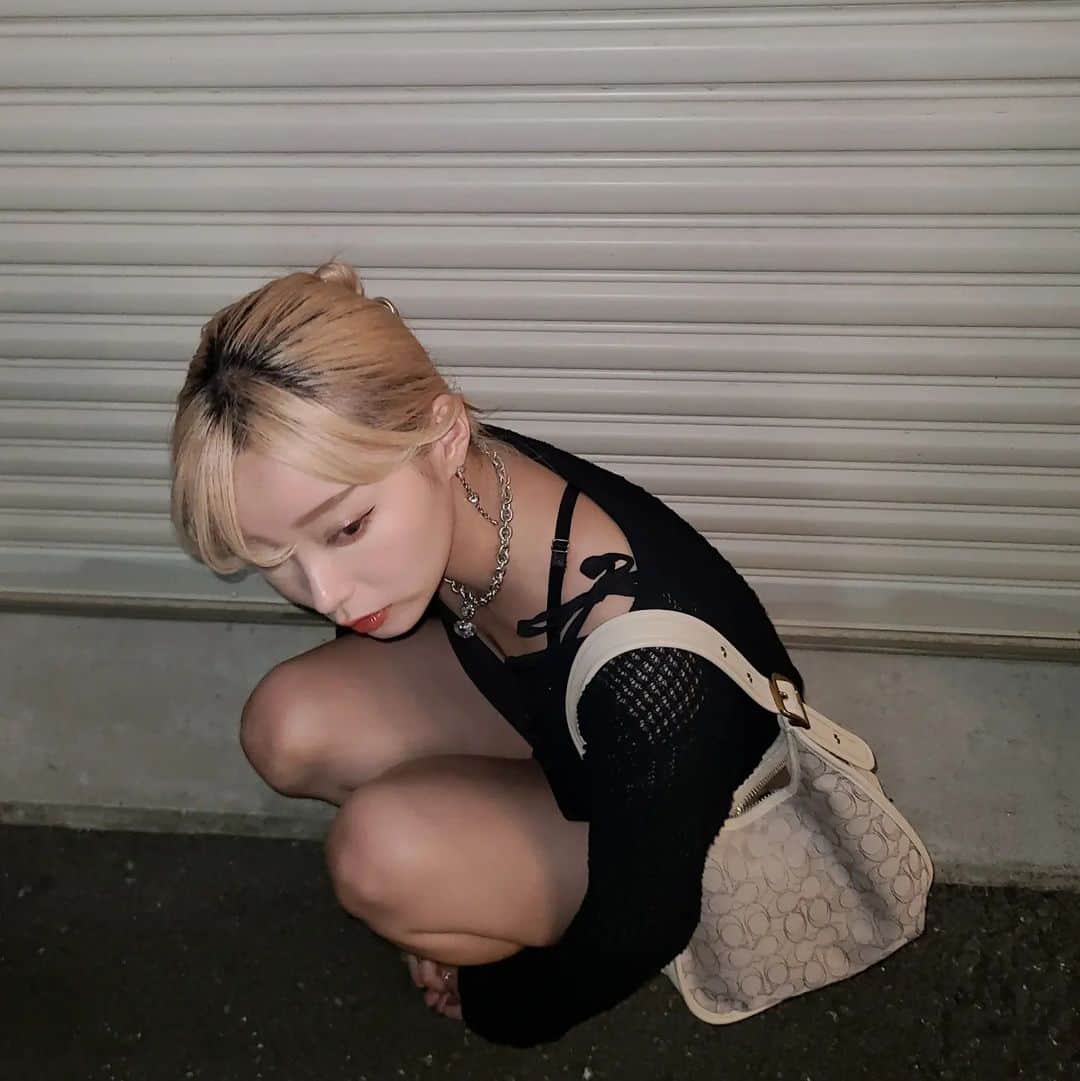 mam（まむ）のインスタグラム：「BLACK🖤🖤🖤  #mam_ootd」