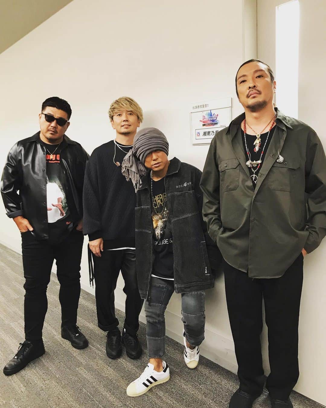 湘南乃風のインスタグラム：「Thank you for watching!!  #湘南乃風 #Mステ #睡蓮花  #黄金魂 #134」