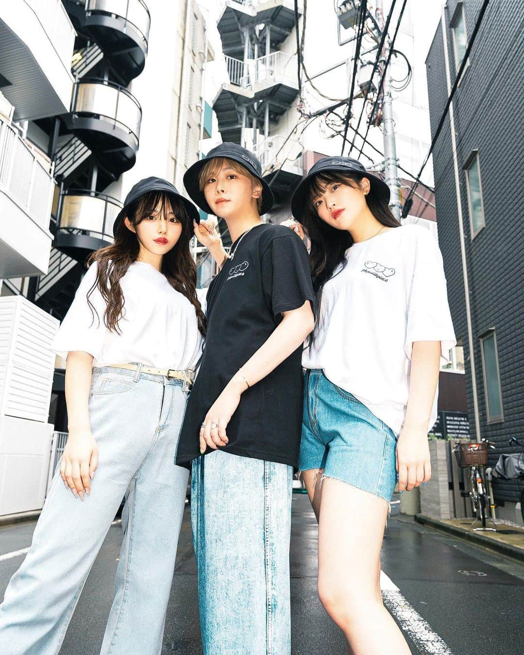 ぴーかっぱあっぷるさんのインスタグラム写真 - (ぴーかっぱあっぷるInstagram)「60%×PKAコラボアイテム発売中👕 販売は本日23:59まで！  ご購入は60%のサイトをチェック🫶🏻」9月23日 22時34分 - pka_321