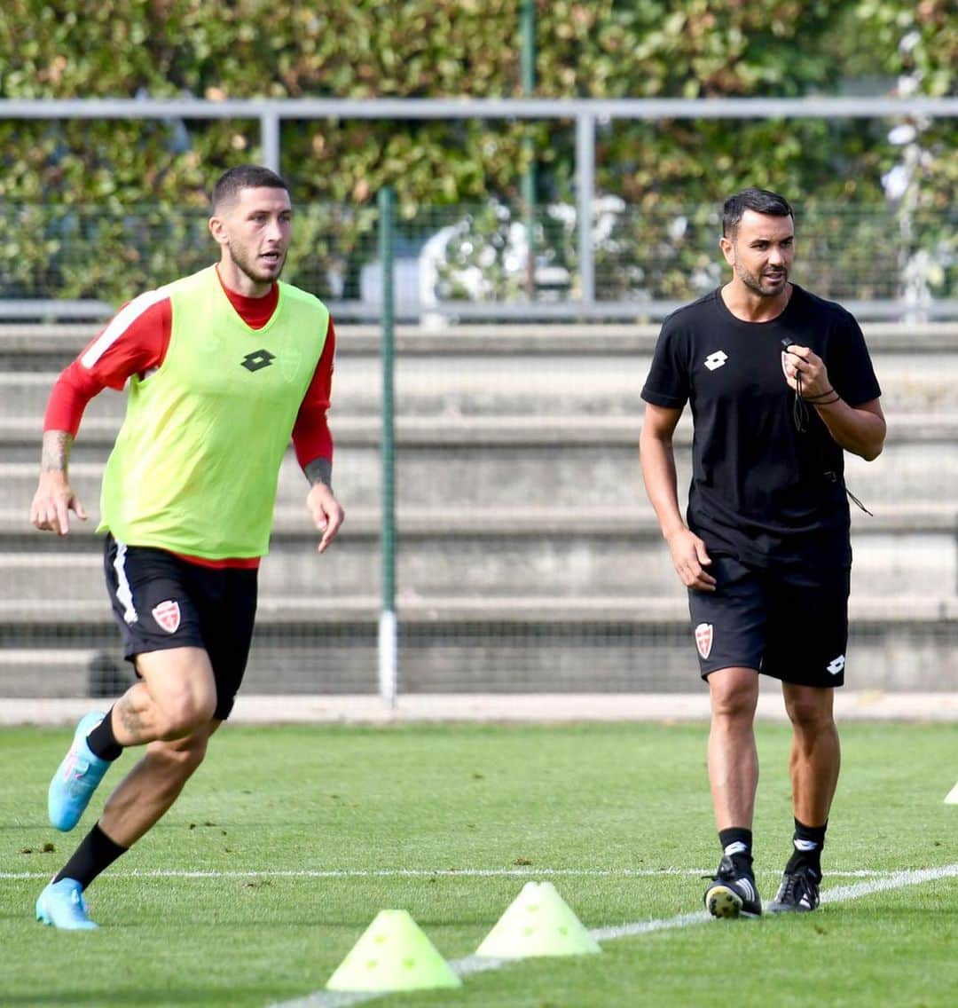 ルカ・マッローネのインスタグラム：「Avanti col lavoro quotidiano 🏋🏻‍♂️ ⚽️   #ACMonza #SerieA #DaiBagai」