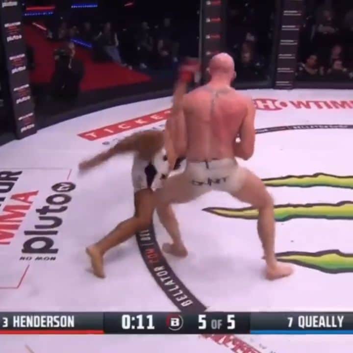 のインスタグラム：「Congrats to @bensonhenderson  Another win, another performance.  #bellatormma #martialarts #ufc #kravmaga #bjjlife #bjjlifestyle #oss #judo #mmafighter #kravmagaglobal #alliancebjj #bjjforeveryone #muaithai #welterweight #bjjmotivation #brasilianjiujitsu #submissiongrappling」