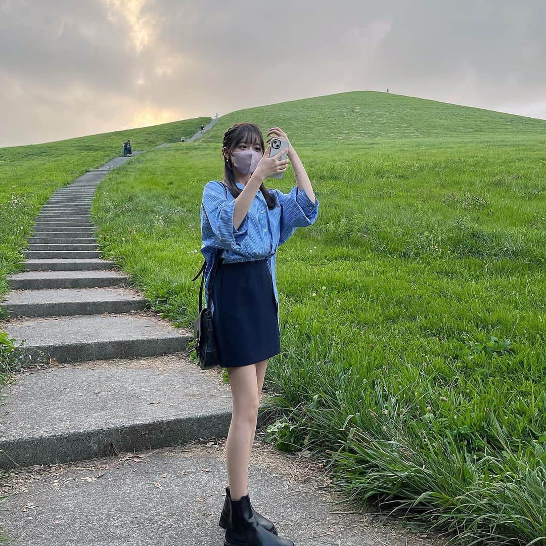 叶瀬千紗のインスタグラム：「めちゃめちゃ広くて綺麗だった🫶🏻  #モエレ沼公園 #北海道 #北海道旅行 #北海道観光 #札幌旅行 #札幌観光 #観光スポット #札幌グルメ #札幌カフェ #札幌イベント #公園 #公園フォト #美術館 #美術館巡り #hokkaido #sapporo」