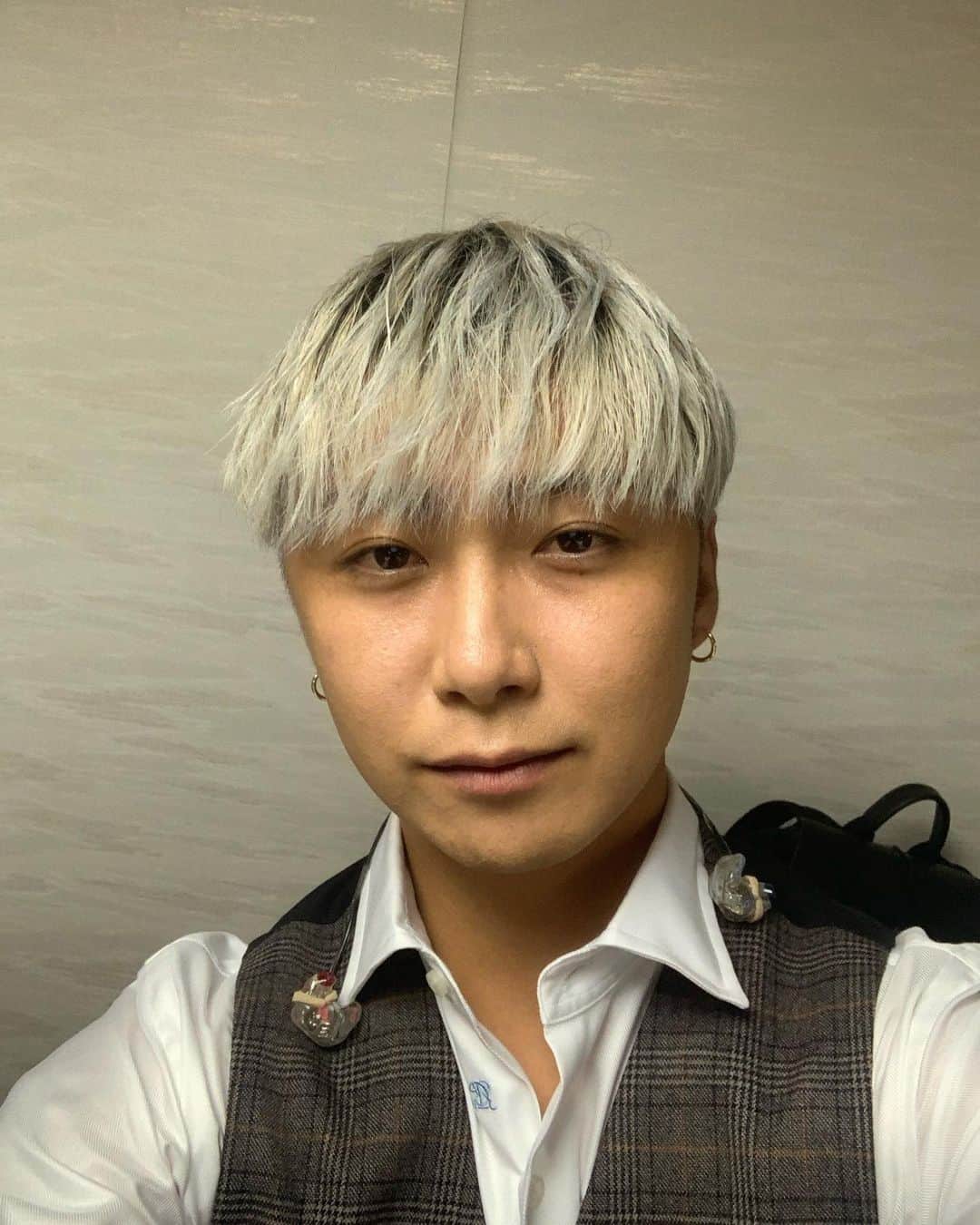 大野雄大のインスタグラム：「神戸コレクション、 生田神社をバックに、とても素敵なロケーションで歌わせていただきました✨  応援して下さった皆様、ありがとうございました✨  10月もたくさんステージに立たせていただけるので、楽しみがいっぱいで幸せです😊💪  #神戸コレクション #大野雄大 #生田神社 #感謝感謝 #ありがとうございました」