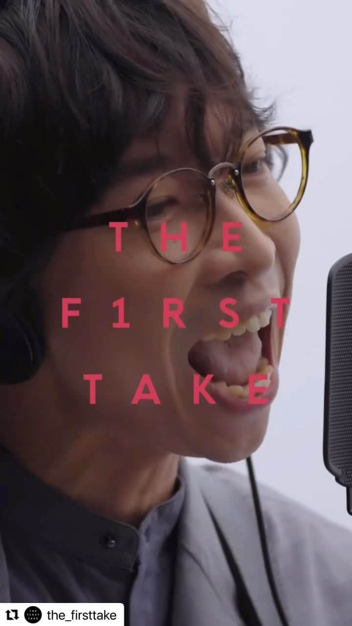 橋口洋平のインスタグラム：「「THE FIRST TAKE」に、松下洸平君とwacciのはじめちゃんと出演させて頂きました。  「恋だろ」を、もちろん一発録りで。  隣でバシっと本番決めてくる洸平君のかっこよさに痺れつつ、はじめちゃんに支えてもらいながら、心を込めて演奏しました。  個人的には「別の人の彼女になったよ」「足りない」に続いて3曲目のファーストテイク。 今回は洸平くんに連れてきてもらったようなもので。 貴重な機会に感謝です。  是非ご覧ください。  #Repost @the_firsttake with @use.repost ・・・ ＿ #wacci × #松下洸平 - 恋だろ / THE FIRST TAKE  A microphone and a white studio.  And 1 rule. You’ve got 1 TAKE. Perform anything you like.  Show us everything you’ve got for that 1 moment.  ONE TAKE ONLY, ONE LIFE ONLY. THE FIRST TAKE」