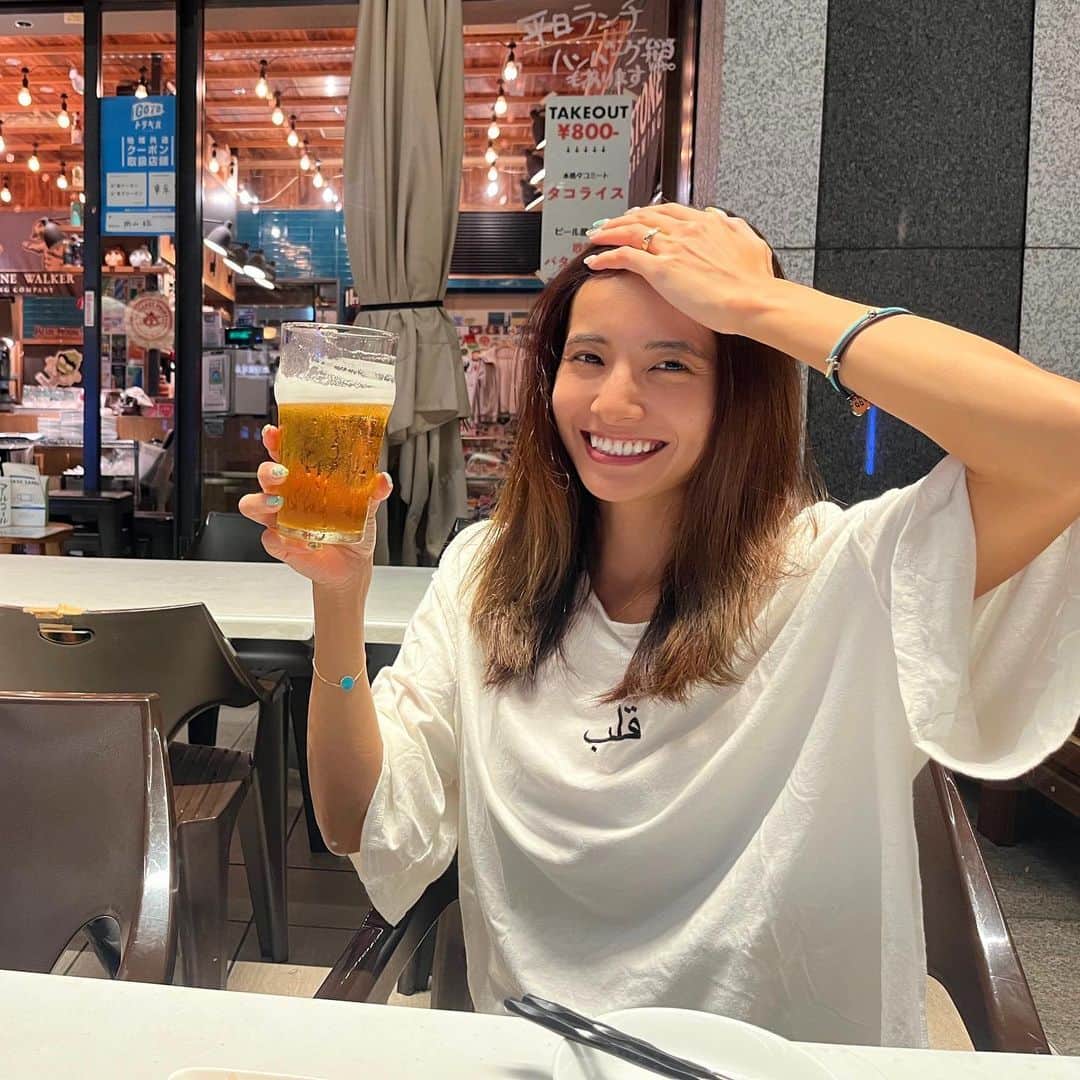 佐野千晃のインスタグラム：「KPー！  スプラのフェス負けまくって辛い🥺  道具のみんな顔晴るぞー！笑  #natural #healthy #good #gilrs #gilr #cool #cute #ooted #selfie #self #face #スポーツ女子 #スポーツ #ハワイ #笑顔 #ひまわり#実は #ビール #苦手 #飲めるようになりたい」