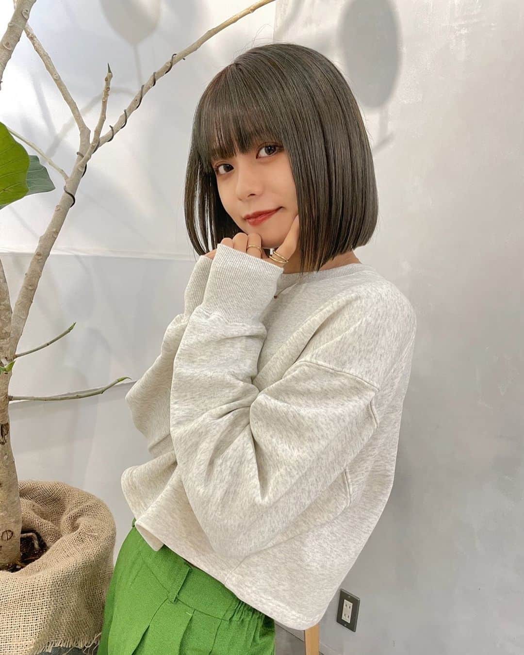 足立佳奈のインスタグラム：「ぐっばいオレンジっ。☺︎  ゆりちゃんいつもありがとう！！💚 感謝ですっ」
