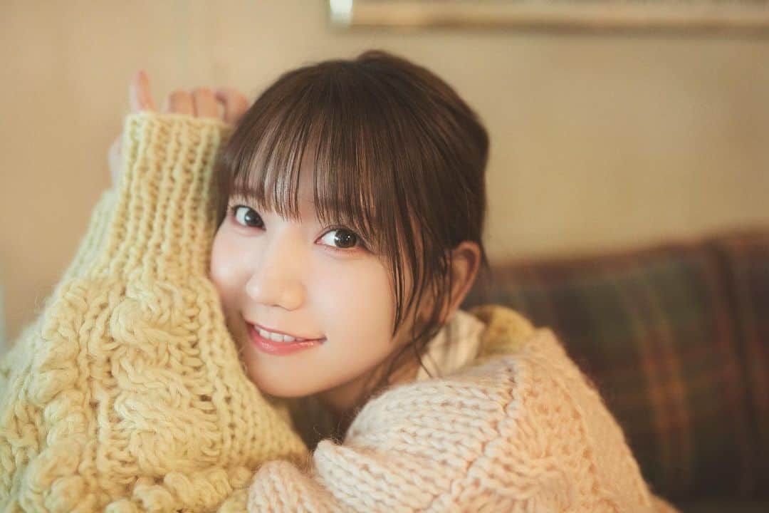 和氣あず未のインスタグラム：「＼11月30日 発売決定🎉／  和氣あず未 コンセプトアルバム STAY BEAUTIFUL  STAY BEAUTIFUL  収録内容、アーティスト写真も公開しました✨  そして… 和氣あず未 2nd LIVE  -STAY BEAUTIFUL- 開催決定🎉  2023年2月11日（土・祝） 東京・めぐろパーシモンホール  ※昼夜2公演開催予定  チケットの発売情報など詳細は後日告知致します✨  #和氣あず未 #STAYBEAUTIFUL」