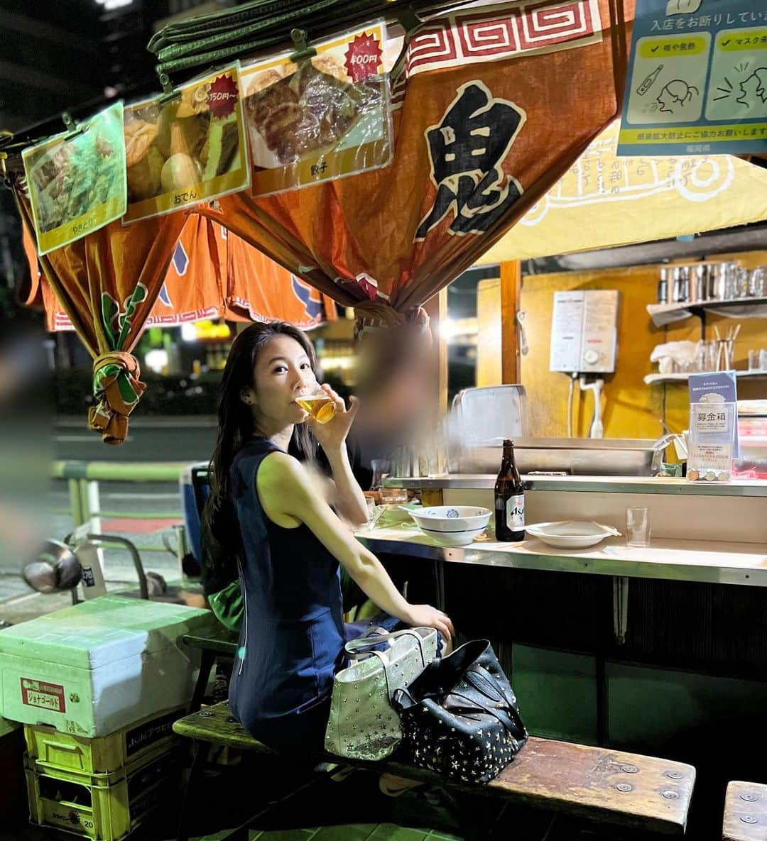 島津久美子さんのインスタグラム写真 - (島津久美子Instagram)「* あっつい夏の夜に飲むビールが大好きだけれど、これからの季節の屋台のおでんも魅力的😍😋✨💕* 気温と空気の変化に秋冬の気配を感じるこの頃です🍁🌾* #屋台 #博多グルメ #天神グルメ #天神屋台 #ビールが好き #屋台おでん #秋を感じる今日この頃 #屋台ラーメン #九州男児の嫁 #アナウンサー #ママアナウンサー #ワンピース #過去を振り返るシリーズ #見返り #katespadenewyork #jimmychoo #hakata #hakata_gourmet #fukuoka」9月24日 23時58分 - kumiko_shimazu