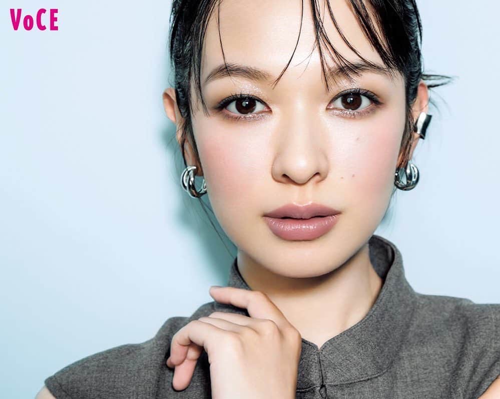 のインスタグラム：「＠vocemagazine 11月号🍓  @yasuhisa_kikuchi  @sayoko_yoshizaki  @natsumi_knst」