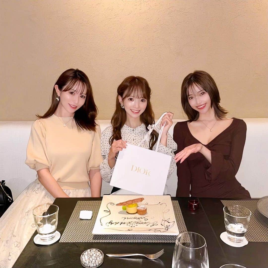 八鍬里美のグルメインスタ