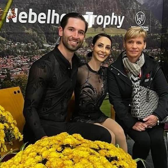 マキシム・デシャンさんのインスタグラム写真 - (マキシム・デシャンInstagram)「Super content de l’expérience que l’on a vécu au Nebelhorn Trophy en Allemagne. Merci à tout le monde qui nous supportent. Super happy with the experience that we have lived at Nebelhorn Trophy in Germany. Thank you everyone who supported us  @deannamsd622 @skate_canada @patinageqc @epjm_team @cparvaudreuil @patinagesudouest @ekinoxphysioetbienetre #nebelhorntrophy #jacksonfamily #edeaskates #edeafamily」9月25日 20時01分 - maximedeschamps