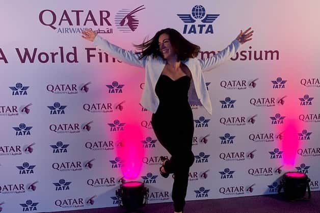 ユナ・デュフネさんのインスタグラム写真 - (ユナ・デュフネInstagram)「Il était une fois .. un événement au Qatar 🇶🇦  . . . #IATA #Congress #Finance #Doha #Team @livebyglevents #Gala #JasonDerulo #démesure #RitzCarlton」9月25日 22時46分 - youna_d