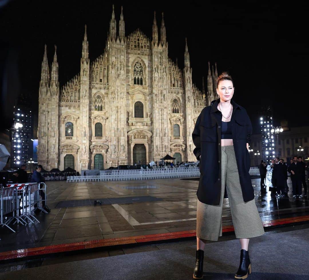 マリア・シャラポワさんのインスタグラム写真 - (マリア・シャラポワInstagram)「A very special evening at the Duomo. Happy 70th @moncler 🔗」9月26日 2時40分 - mariasharapova
