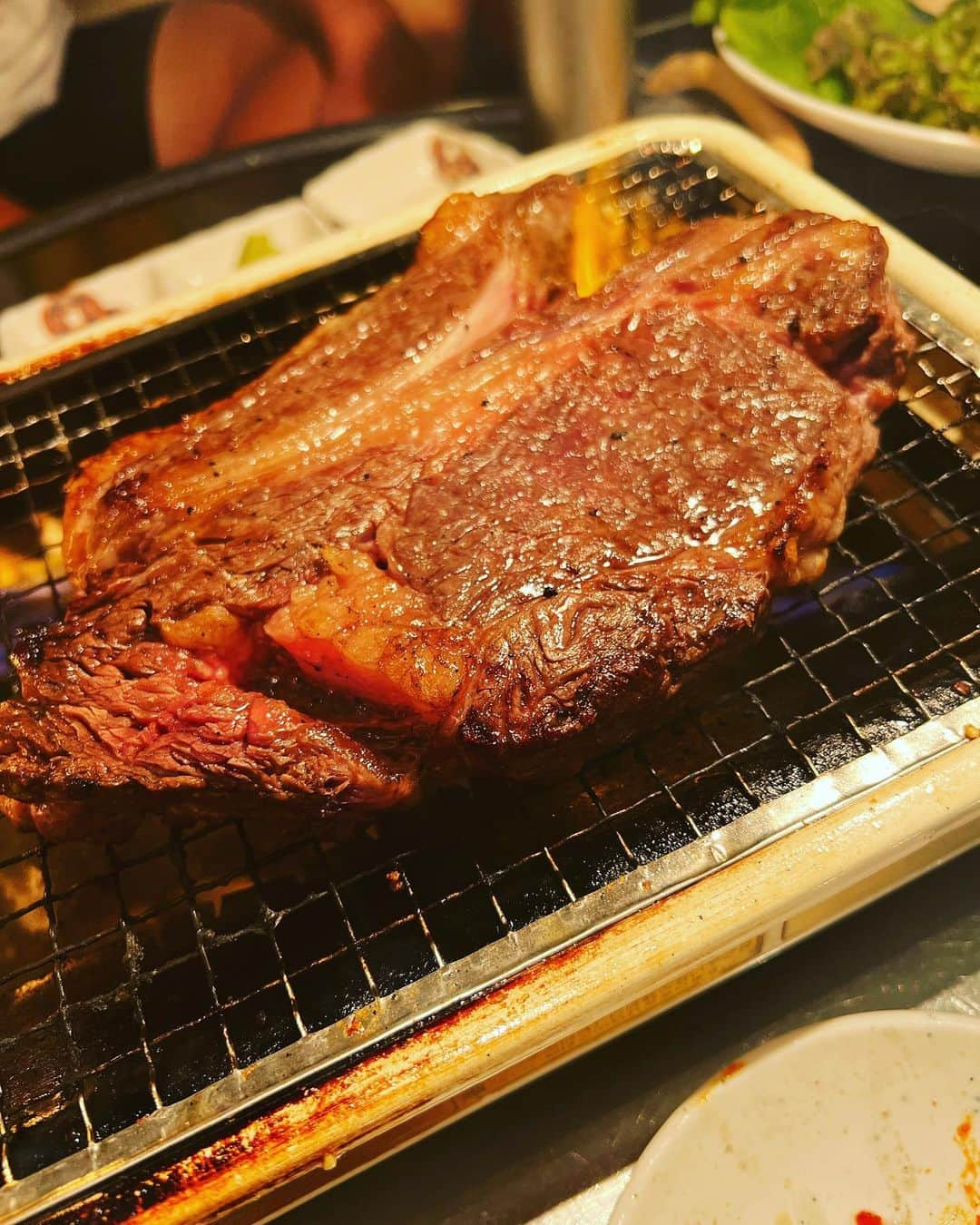 笠りつ子のインスタグラム：「🤤🤤🤤🤤🍖⛳️  最後は久しぶりのスイング動画です⛳️  打ち上げホールですが  しっかり体整え練習します。」