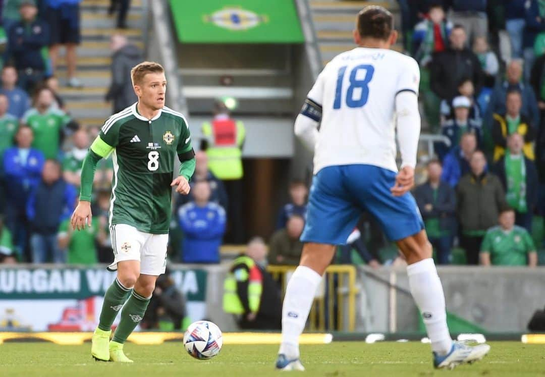 スティーヴン・デイヴィスさんのインスタグラム写真 - (スティーヴン・デイヴィスInstagram)「Hard fought win @northernireland ❤️」9月26日 19時12分 - s_davis_8