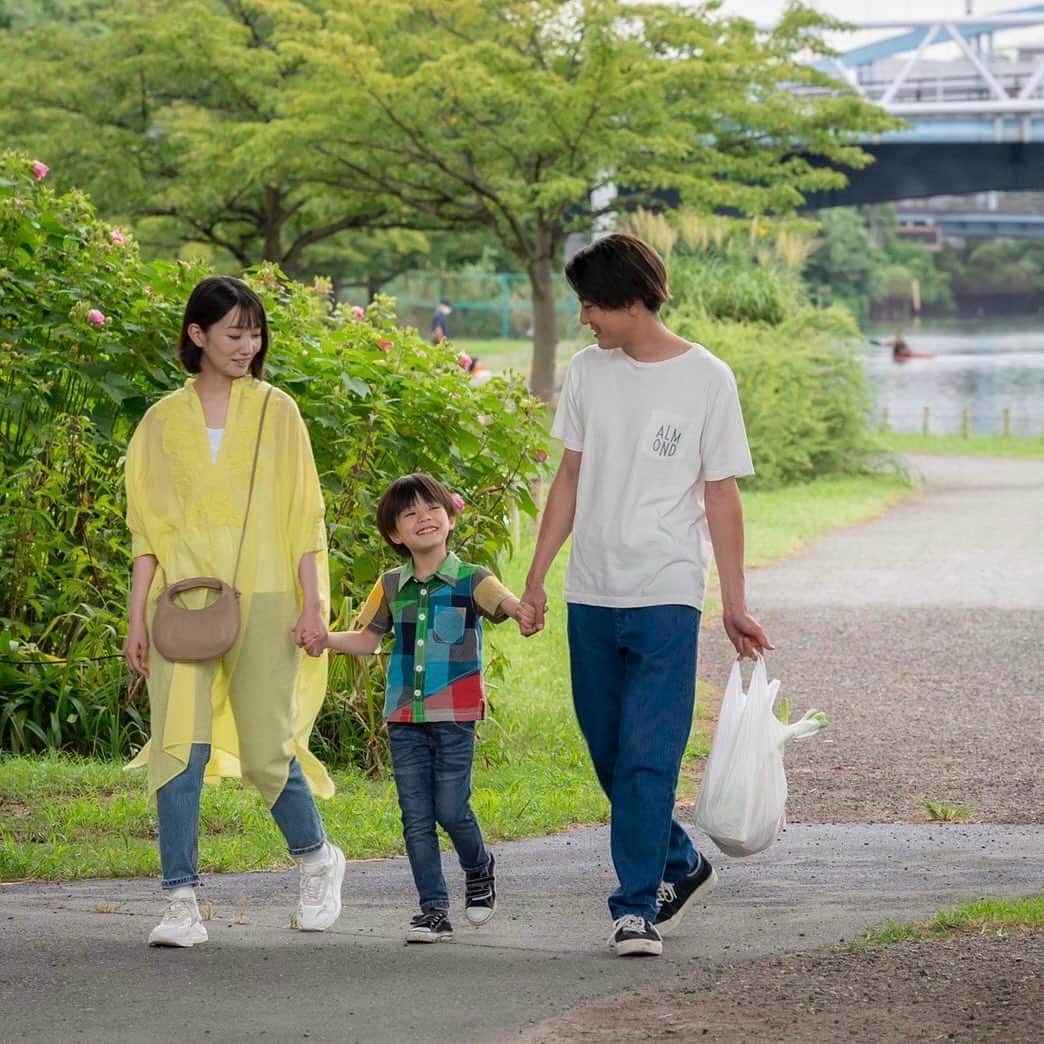 魔法のリノベさんのインスタグラム写真 - (魔法のリノベInstagram)「🏠✨  「魔法のリノベ 」 Blu-ray＆DVD 3/3発売！  メイキングや対談などスペシャルな映像特典が満載！ 鋭意準備中ですので、皆さんお楽しみに👏  まほリノの放送がない月曜日、寂しいです🥲 みんな元気かな...💭  #魔法のリノベ #波瑠 #間宮祥太朗 #岩川晴」9月26日 20時09分 - mahorino88