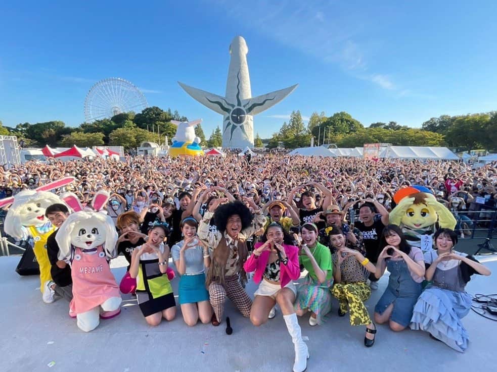 赤崎夏実さんのインスタグラム写真 - (赤崎夏実Instagram)「. おは朝パーク3日間 本当に本当にありがとうございました‼︎‼︎ たくさんの笑顔とパワーをいただいた３日間でした♡ なっちゃーんってたくさん呼んでいただけて、少しの時間でしたがお話したり一緒にお写真撮ってもらったり♡とっても幸せでした‼︎‼︎ エレクトーンブースでは演奏すると子供達が踊ったり歌ったり♡あの素敵な時間が忘れられません♬ . そして長時間お待ちいただいた皆様…入場制限で入れなかった皆様…申し訳ありませんでした😞 . またおは朝イベントあったらいいな♡ . そしておは朝バンドのステージは明日OAされるようです‼︎楽しみ💗是非ご覧ください✧︎*。 . #おは朝 #おは朝パーク #エレクトーン #おは朝バンド」9月26日 20時16分 - natsumi_akazaki