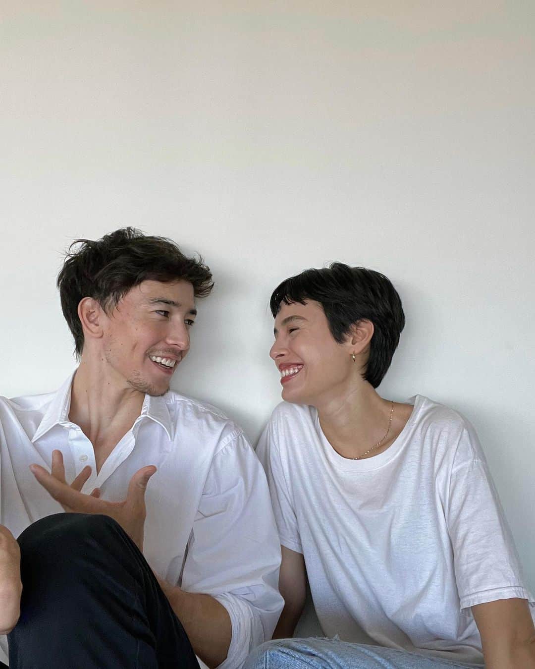 大屋夏南のインスタグラム：「I got married, this is my husband 🤍 結婚しました😊」