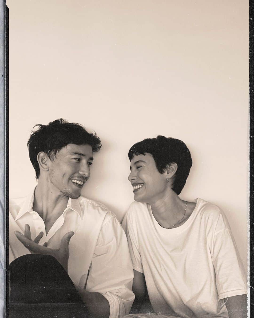 SEN（三辻茜）のインスタグラム：「I got married. This is my wife ♥️ 結婚しました。ワイフです。」