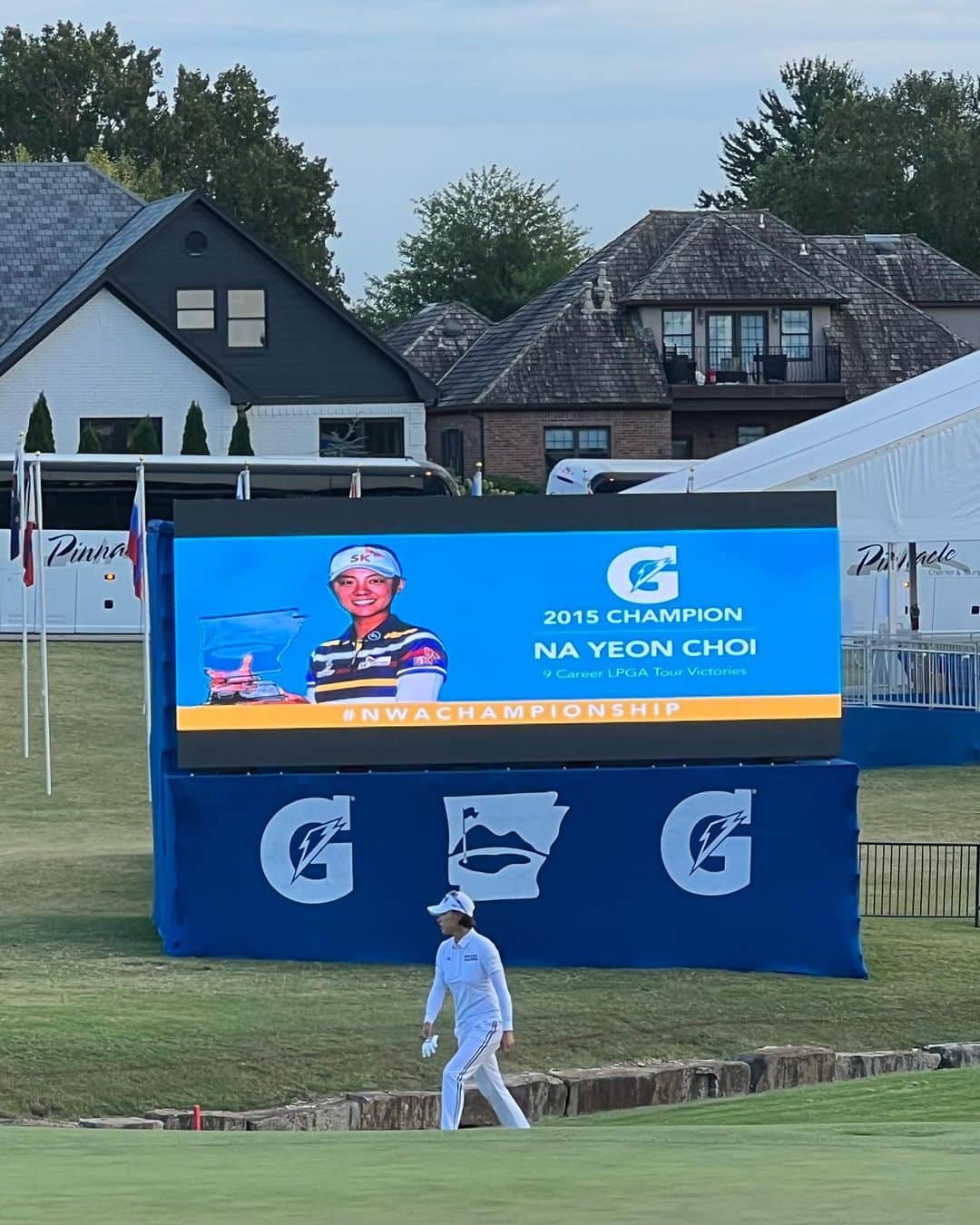 チェ・ナヨンのインスタグラム：「Thank you 🙏🏻  @nwachampionship  Always treat well for past champions!」