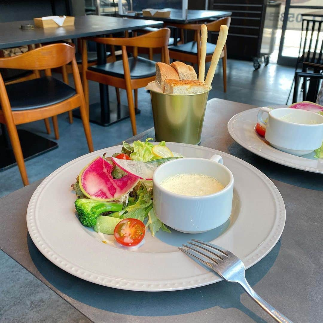 ちーちゃんさんのインスタグラム写真 - (ちーちゃんInstagram)「🥗  #salada#cafe#nagoya#lunch」9月26日 18時53分 - ___c.chan__