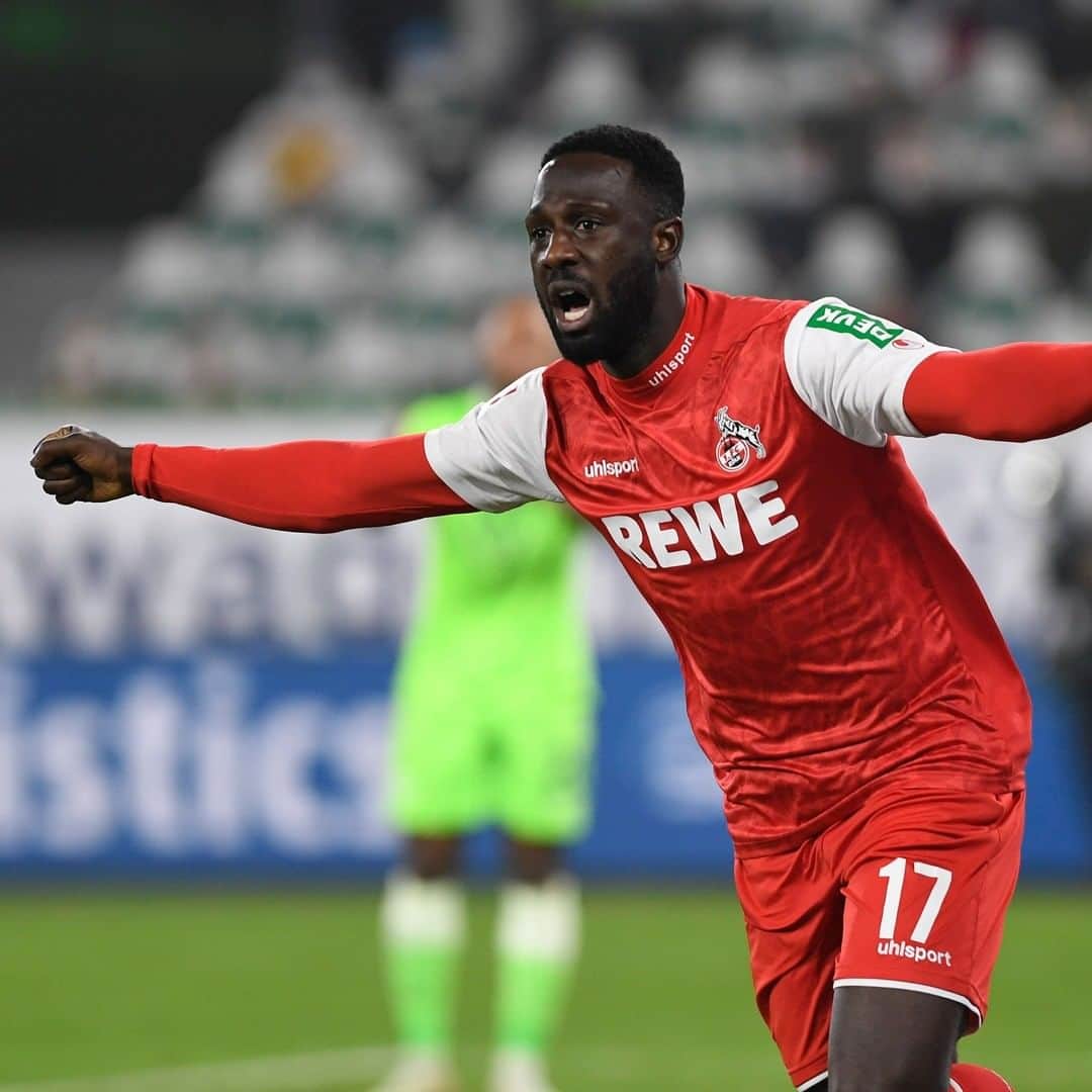 のインスタグラム：「Wer erinnert sich noch daran, wie wir das Spiel in Wolfsburg gedreht haben? 🔥💪 _ #effzeh #WOBKOE」